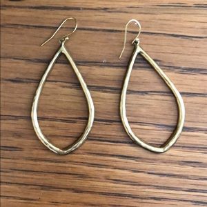 GOLD TEARDROP EARRINGS -GUC